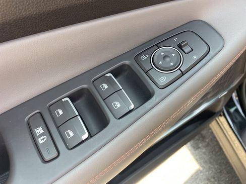 Used 2019 Hyundai Santa Fe Limited w/ Cargo Package image 22