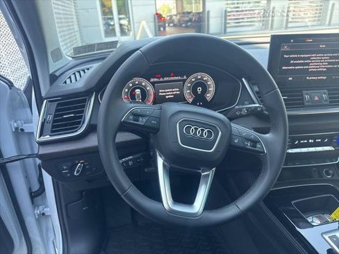 Used 2023 Audi Q5 2.0T Premium Plus w/ Premium Plus Package AWD/4WD image 48