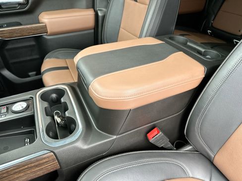 Used 2023 Chevrolet Silverado 3500 High Country image 21