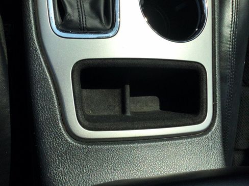 Used 2018 Jeep Grand Cherokee Altitude AWD/4WD image 39