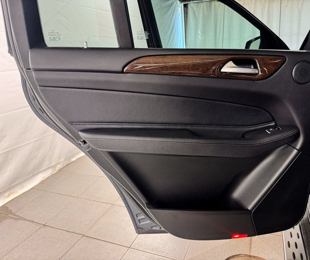 Used 2017 Mercedes-Benz GLS 450 4MATIC image 17