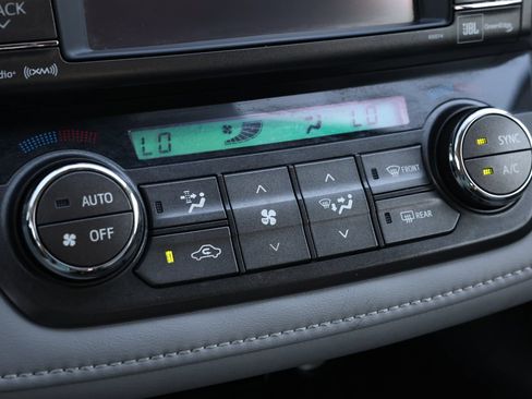Used 2013 Toyota RAV4 Limited FWD image 23