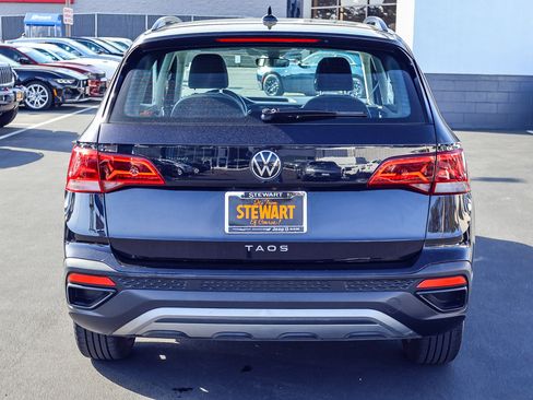 Used 2024 Volkswagen Taos S image 20