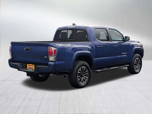 Used 2022 Toyota Tacoma TRD Sport w/ Technology Package AWD/4WD image 8