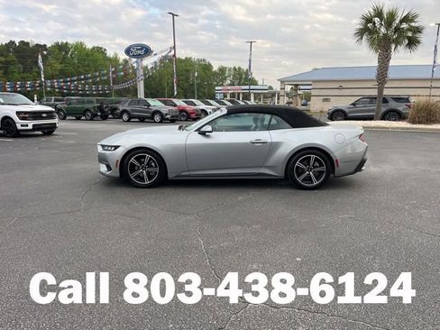 Used 2024 Ford Mustang Premium RWD image 38