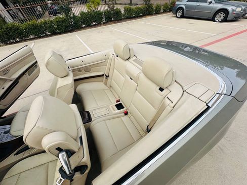 Used 2007 BMW 328i Convertible RWD image 19