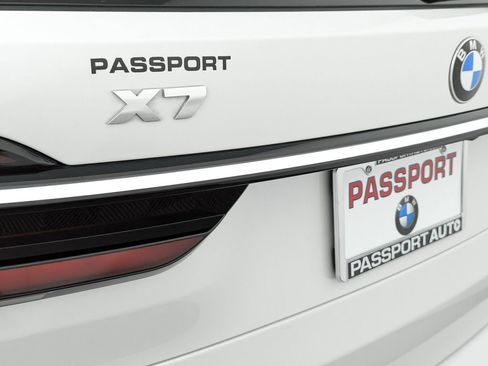 Certified 2024 BMW X7 M60i w/ Executive Package image 11