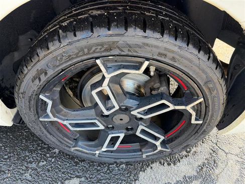 Used 2015 Scion tC image 22