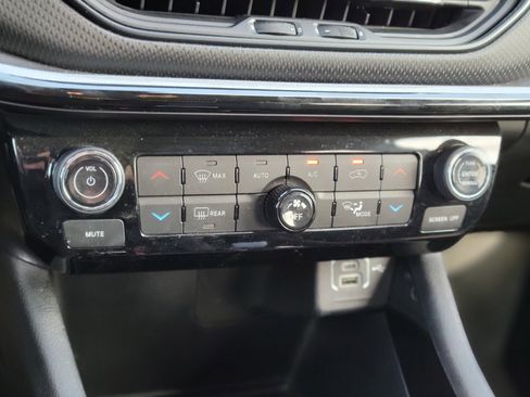 Used 2022 Jeep Compass Trailhawk w/ Trailhawk Elite Group image 23