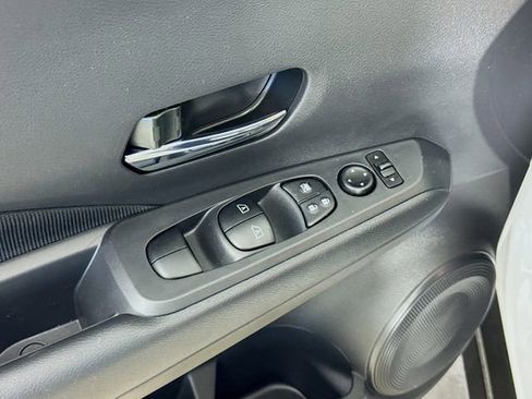 Used 2024 Nissan Kicks SV image 21