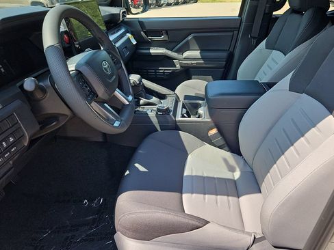 New 2026 Toyota Tacoma TRD Off-Road w/ TRD Off Road Upgrade Package AWD/4WD image 19