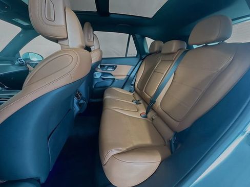 Certified 2025 Mercedes-Benz GLC 300 image 25