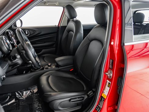 Used 2017 MINI Cooper Clubman ALL4 image 23