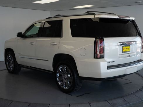 Used 2015 GMC Yukon Denali w/ Premium Package AWD/4WD image 5