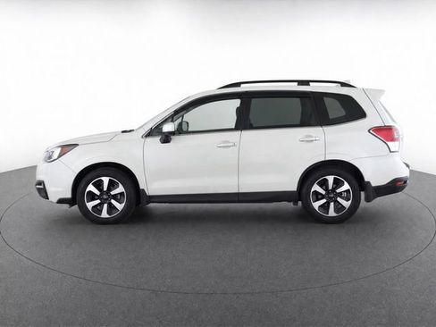 Used 2017 Subaru Forester 2.5i Limited AWD/4WD image 6