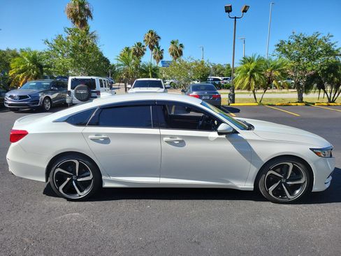 Used 2019 Honda Accord Sport image 5