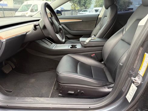 Used 2022 Tesla Model 3 Long Range AWD/4WD image 8