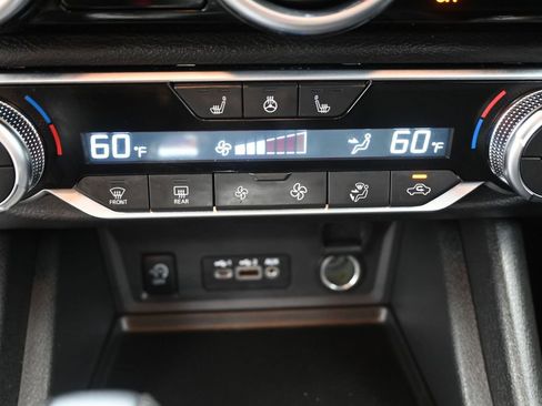 Used 2024 Nissan Sentra SV w/ All-Weather Package image 18
