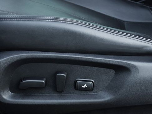 Used 2018 INFINITI Q60 3.0t Luxe image 19