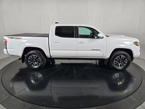 Used 2023 Toyota Tacoma TRD Sport w/ Advanced Technology Package AWD/4WD image 7