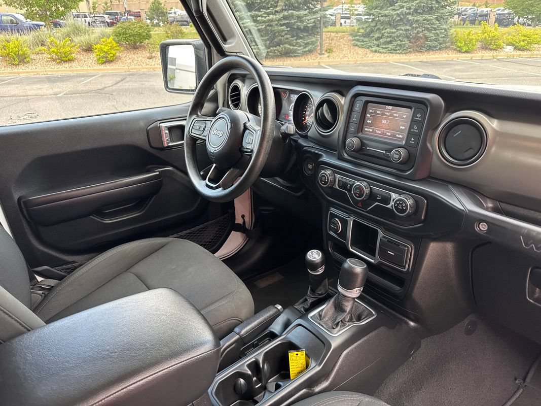 Used 2020 Jeep Wrangler Unlimited Sport AWD/4WD image 18