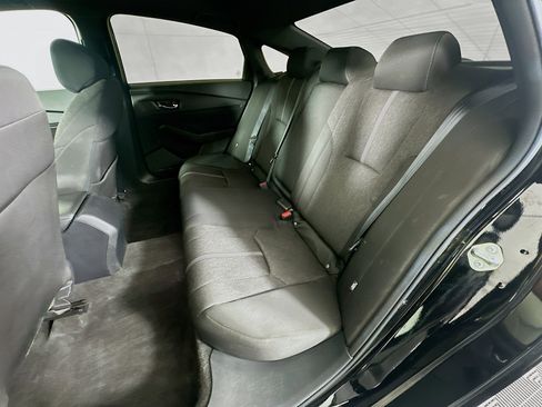 Used 2023 Honda Accord Sport image 27