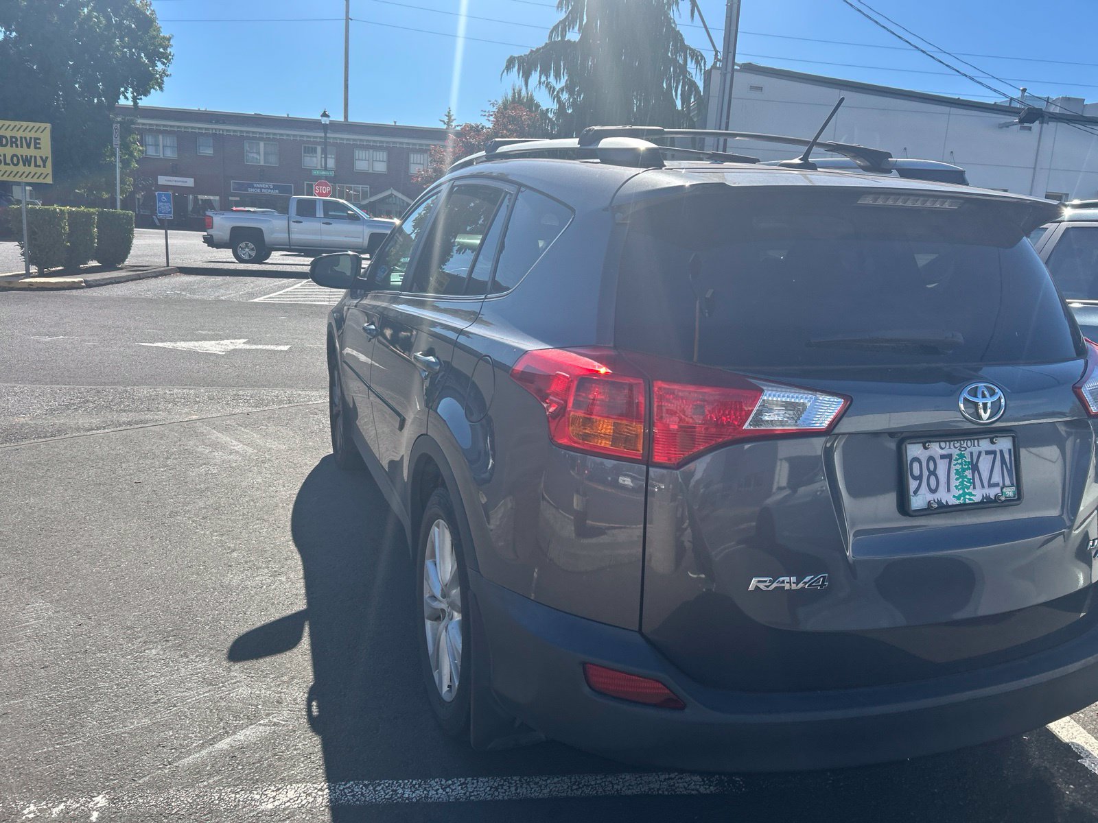Used 2013 Toyota RAV4 Limited AWD/4WD image 4