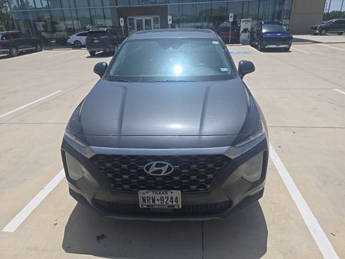 Used 2020 Hyundai Santa Fe SEL FWD image 2