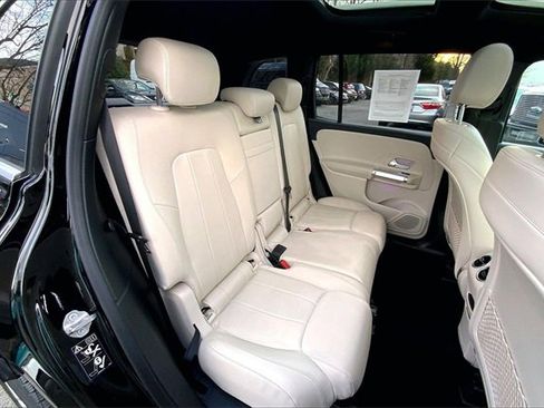 Used 2020 Mercedes-Benz GLB 250 4MATIC image 16