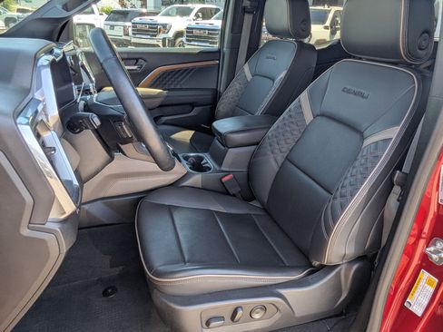 Certified 2023 GMC Canyon Denali AWD/4WD image 15