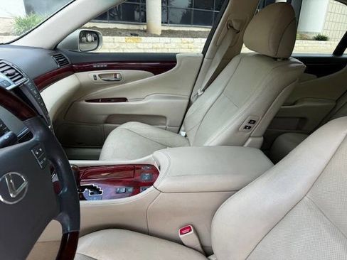 Used 2012 Lexus LS 460 image 42