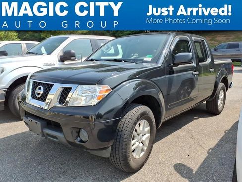 Used 2019 Nissan Frontier SV AWD/4WD image 1