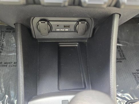 Used 2013 Kia Rio EX image 32