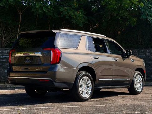 Used 2021 GMC Yukon SLT w/ SLT Luxury Plus Package RWD image 5