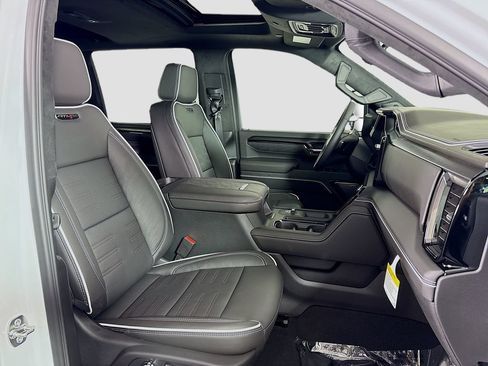New 2026 GMC Sierra 2500 AT4X AWD/4WD image 29