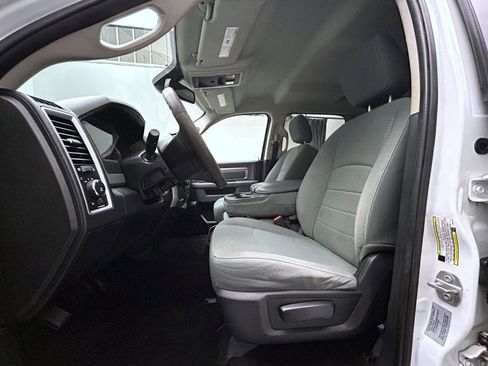 Used 2016 RAM 3500 SLT w/ Quick Order Package 29G SLT RWD image 10