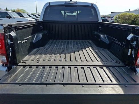 Certified 2023 Toyota Tacoma SR image 27