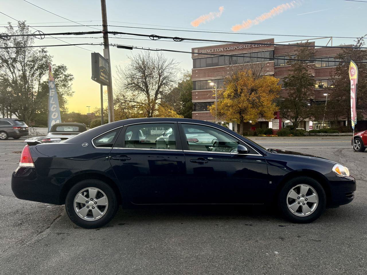 Used 2008 Chevrolet Impala LT w/ Luxury Edition Package FWD image 6