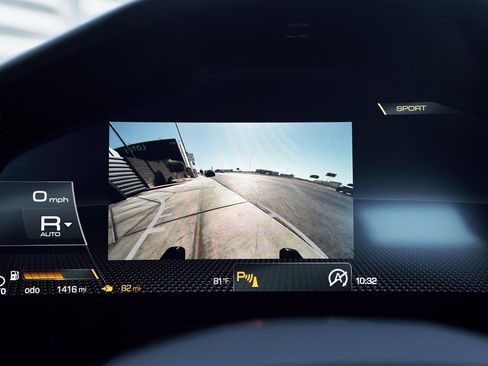 Used 2024 Ferrari Roma image 59