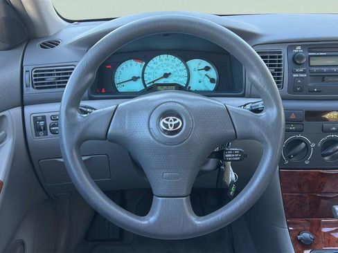 Used 2003 Toyota Corolla LE image 17