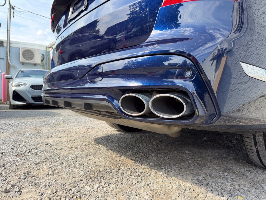 Used 2026 BMW ALPINA XB7 AWD/4WD image 19