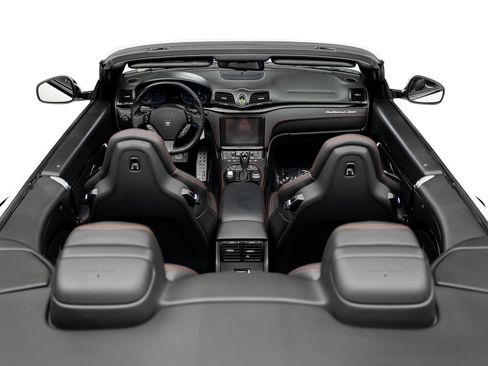 Used 2019 Maserati GranTurismo Sport RWD image 55