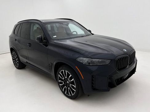 Certified 2024 BMW X5 xDrive40i w/ M Sport Package AWD/4WD image 2