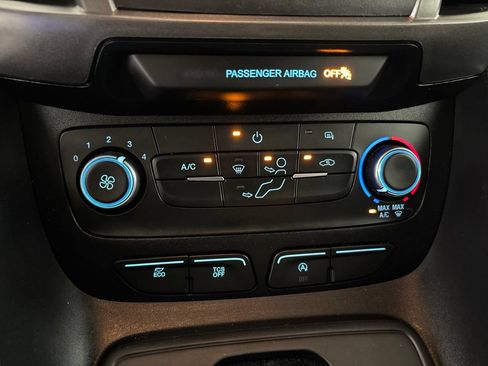 Used 2023 Ford Transit Connect XL FWD image 18