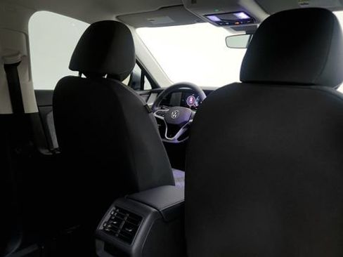 Used 2026 Volkswagen Tiguan S FWD image 40