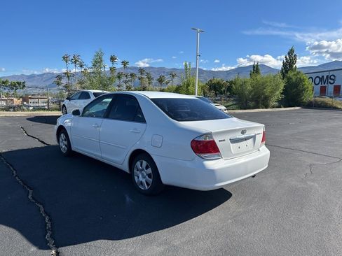 Used 2006 Toyota Camry LE image 6