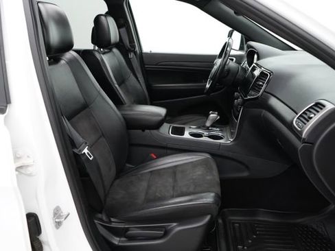 Used 2020 Jeep Grand Cherokee Altitude image 78