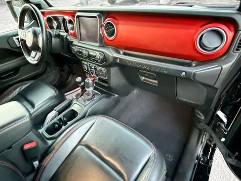 Used 2021 Jeep Wrangler Unlimited Rubicon image 35