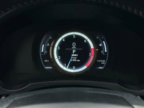 Used 2014 Lexus IS 350 image 31