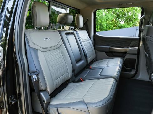 Used 2026 Ford F450 Platinum w/ Platinum Plus Package AWD/4WD image 37